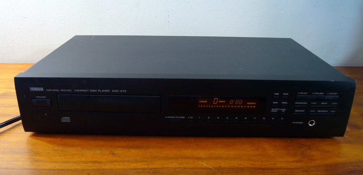 Yamaha CDX-470 Natural Sound Single Compact Disc CD Player Yamaha CDX-470 Natural Sound Single Compact Disc CD Player