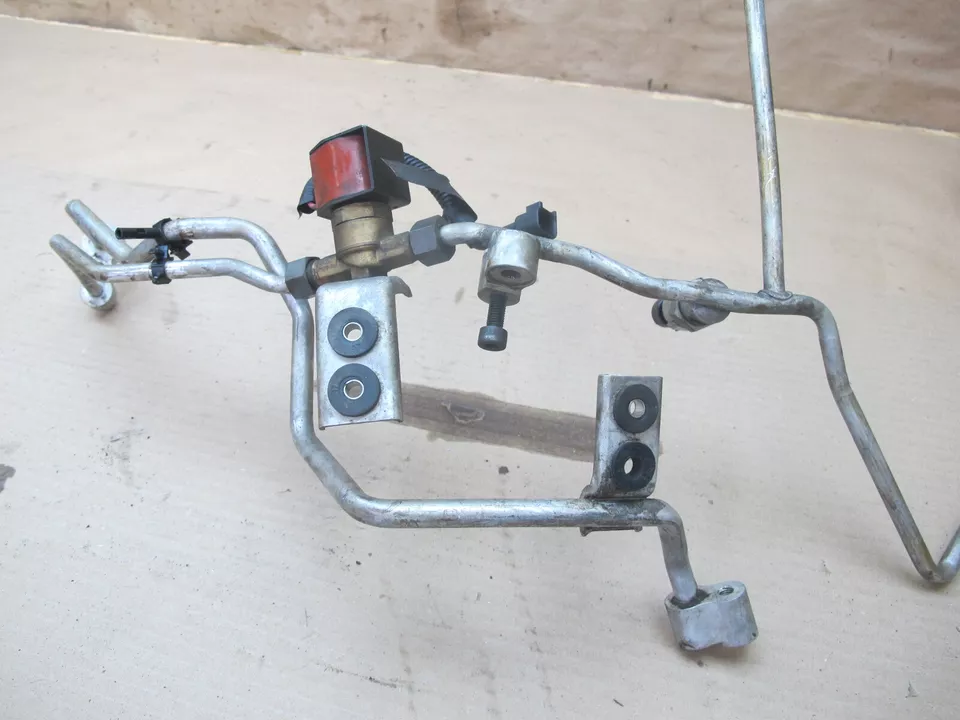 🥇11-12 FISKER KARMA AIRE ACONDICIONADO MANGUERA TUBERÍA DISIPADOR DE CALOR RADIADOR CONJUNTO OEM Foto 3 de 4