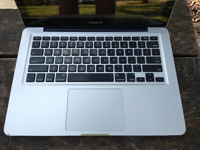 13'' Macbook Air  mid 2011  - 1.7 GHz intel core i5