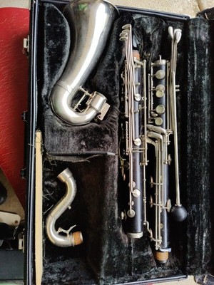 Selmer Paris Professional Bass Clarinet Floor Peg with Case In Good Condition
