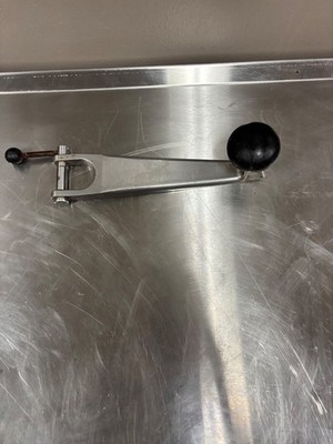 Hobart HCM450 Baffle Handle 