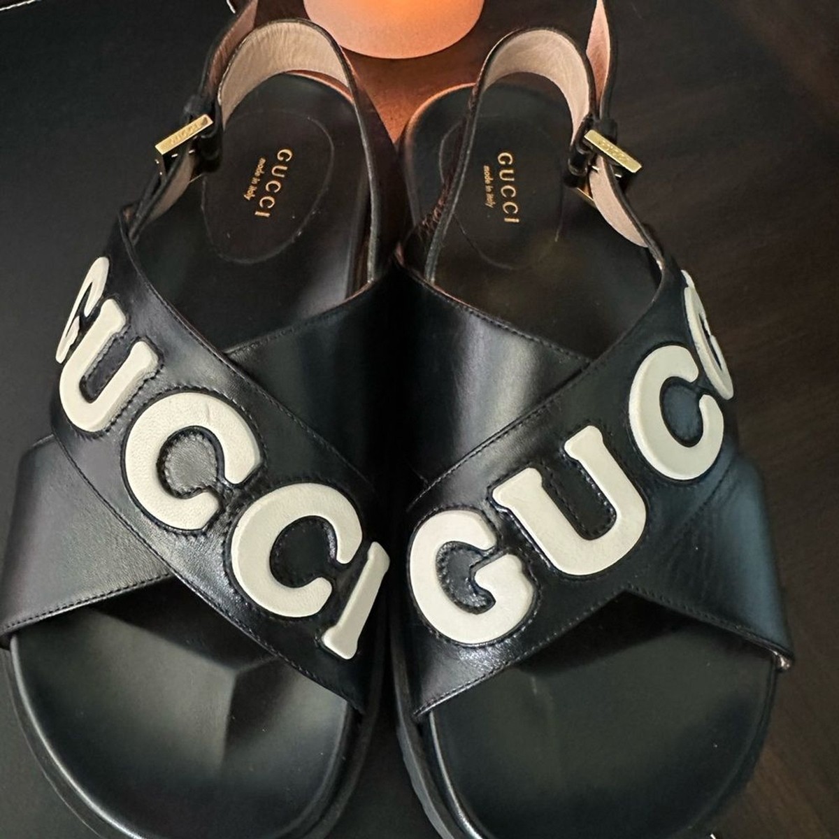 Gucci Black Leather Logo Cross-Strap Sandals with White 