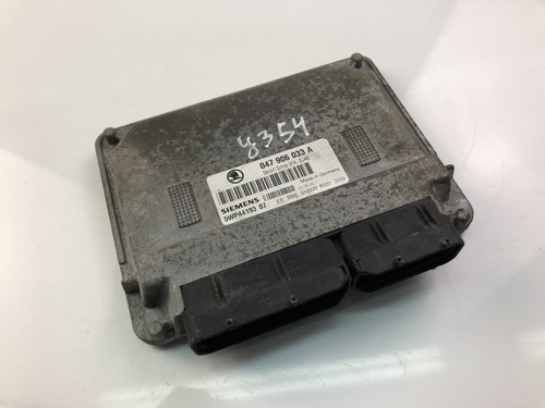 SKODA FABIA I 6Y2 Motorsteuergerät ECU 047906033A 14521254