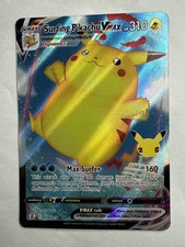 Carta Celebrazioni Pokémon Pikachu TCG Surfing VMAX Full Art 009/025 NM condizioni
