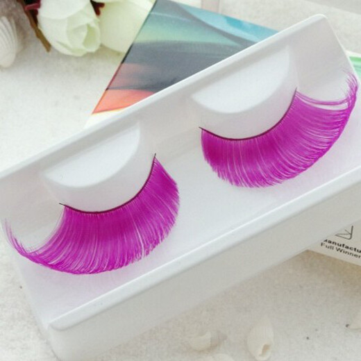 pink false lashes