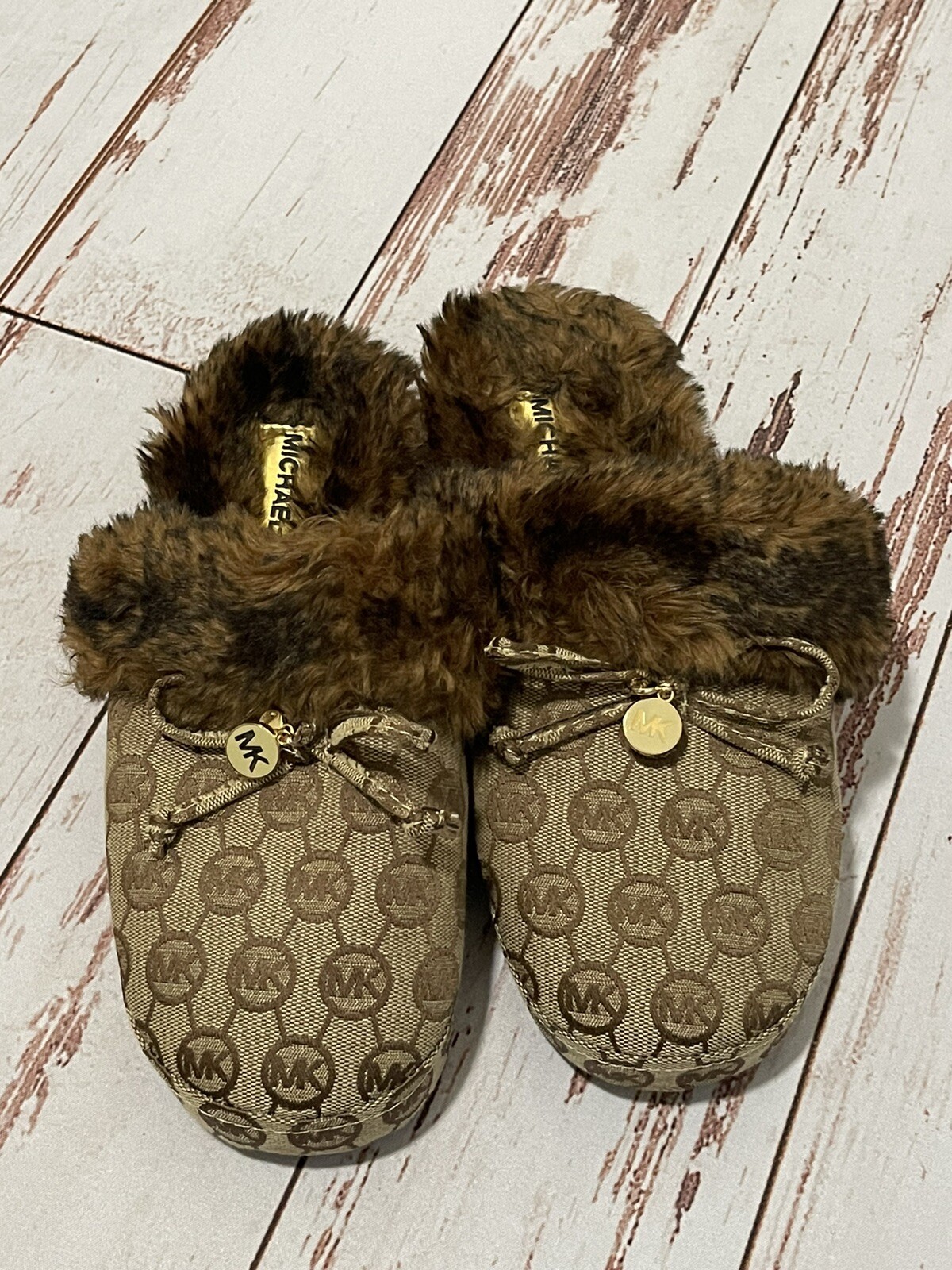 PANTOFOLA D’ORO Pantofole da donna Michael Kors 6 5 MK diapositive logo marrone oro pelliccia finta marrone