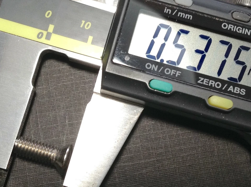 40 piezas Chrysler Plymouth 10-32 con #8 tornillos de cabeza ovalada Phillips de acero inoxidable  Foto 4 de 4