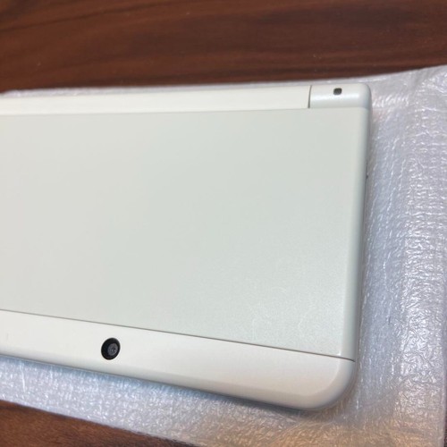 New Nintendo 3DS White 3179 From Japan - Picture 6 of 20