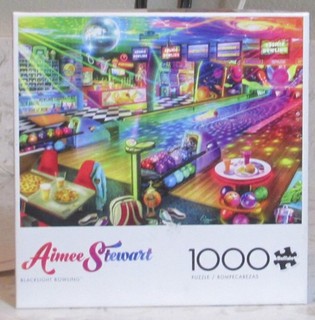 BLACKLIGHT BOWLING BY AIMEE STEWART Complete BUFFALO GAMES PUZZLE