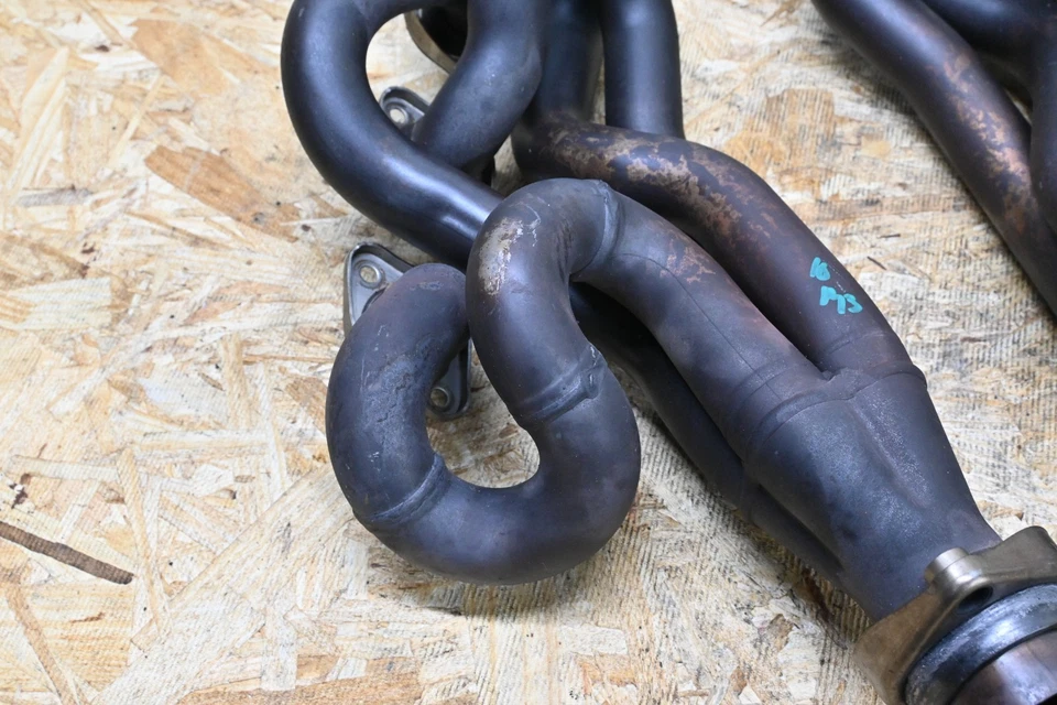 08-13 Juego de cabezales colector de escape del motor lado izquierdo/derecho BMW E90 E92 E93 M3 OEM Foto 3 de 4