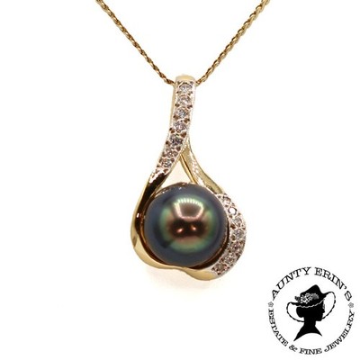 Hawaii Le Mana Tahitiperle und Diamant Anhänger in 14K Gelbgold (1020-01)