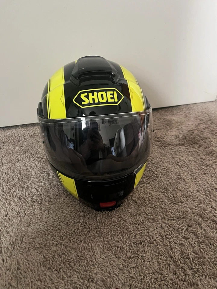 Casco Modular Shoei NeoTec Borealis&Sena Bluetooth Negro Amarillo DESCONTINUADO Foto 4 de 4