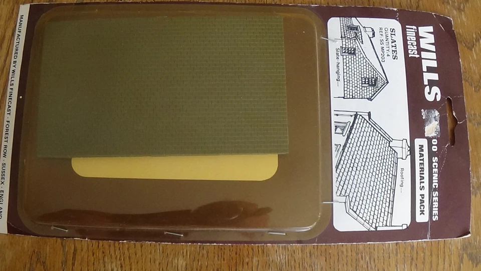 Wills Finecast OO/HO Scenic Series 4 Roofing Slates MP203 & 4 Brick Work MP226 - Image 3 of 4