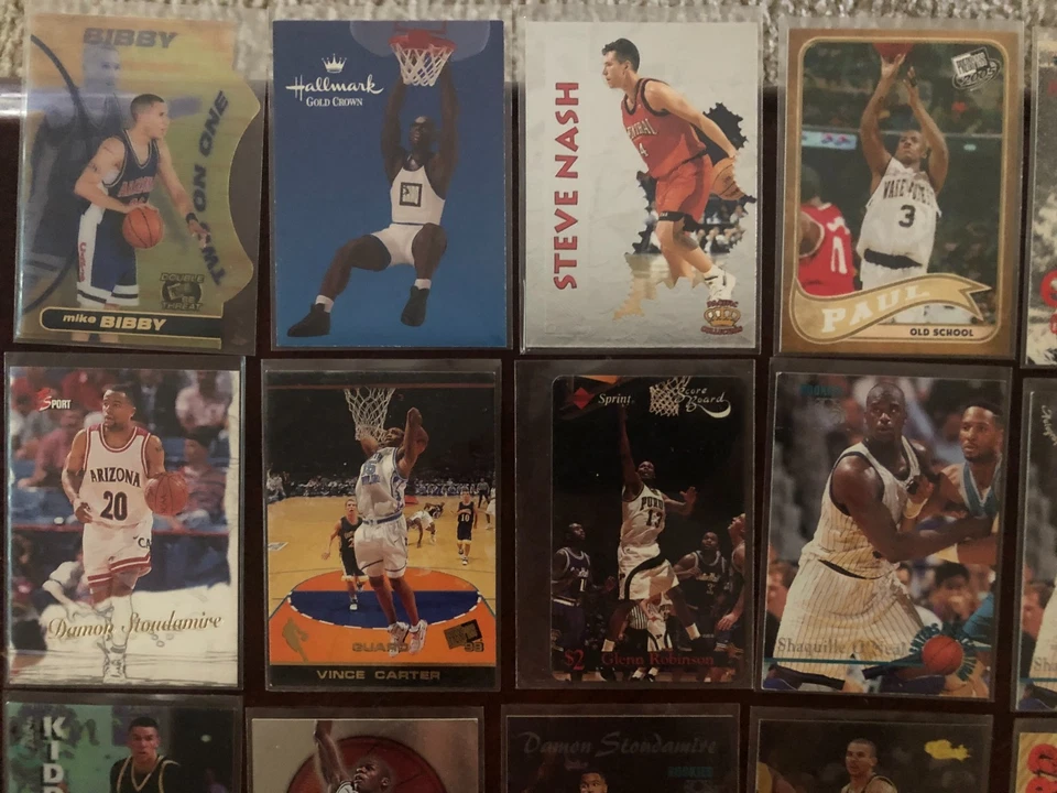 ¡LOTE DE 250 TARJETAS DE BALONCESTO NCAA VINTAGE con estrellas de la NBA! ¡INSERTOS! SHAQ KOBE NASH Foto 3 de 4
