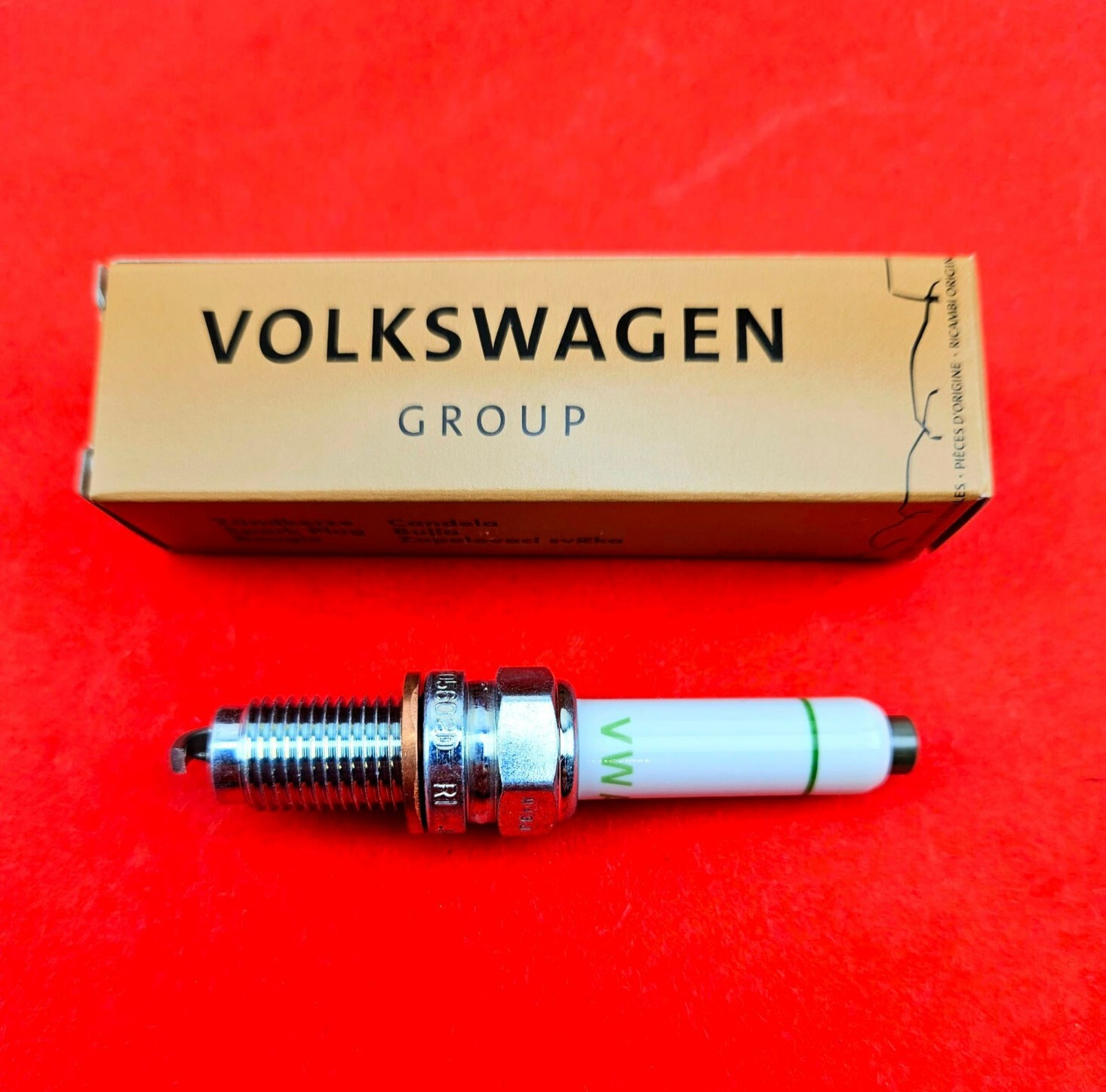 1X Original Volkswagen 04E905602D Spark Plug AUDI, SEAT, SKODA, VW - 1.0 TSi