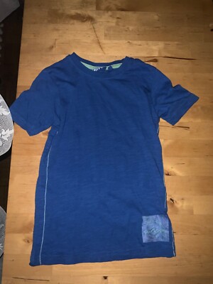 Verkaufe ein blaues T-Shirt von Alive in der Größe 110/116