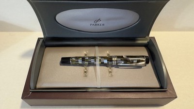 Parker Duofold Check Green PT Centennial Fountain Pen 18K Nib M