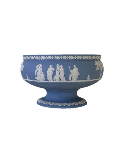 Large Imperial Centrepiece Bowl, Wedgwood Jasperware, Powder Blue, 1984 - Picture 1 of 13