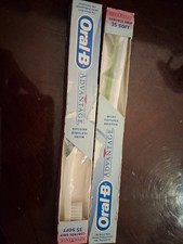 Vintage '96 Oral-B Advantage Straight 35 Soft Tooth Brush Made USA Lot If 2