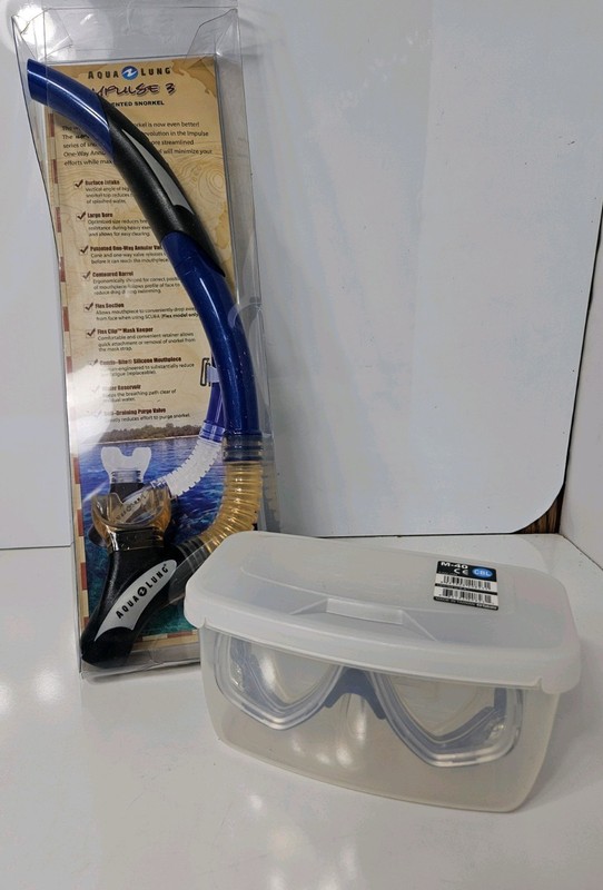 Tusa Splendive IV Dive Mask & Aqua Lung Impulse 3 Snorkel 