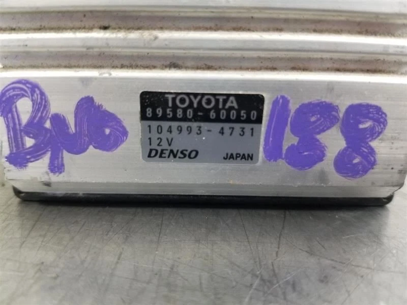 Módulo de control del inyector de aire del motor Toyota FJ Cruiser 13 2013 8958060050 Foto 3 de 4