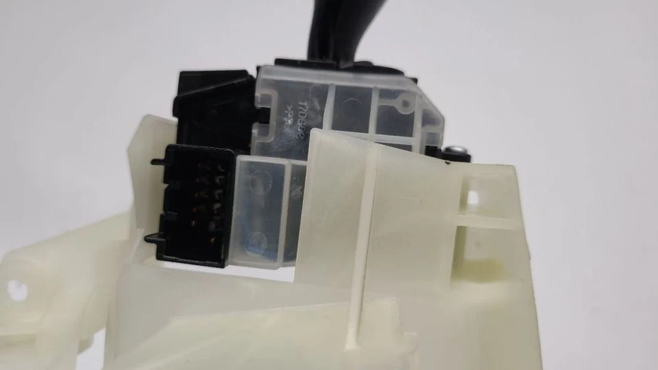 2010 12-14 MAZDA 5 Wiper Turn Signal Column Mounted Light Switch   - Image 4 of 4