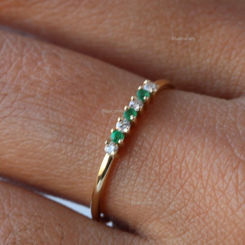 Alternate Zambian Emerald & Diamond Thin Band Ring In 14k Solid Yellow Gold - Picture 3 of 8