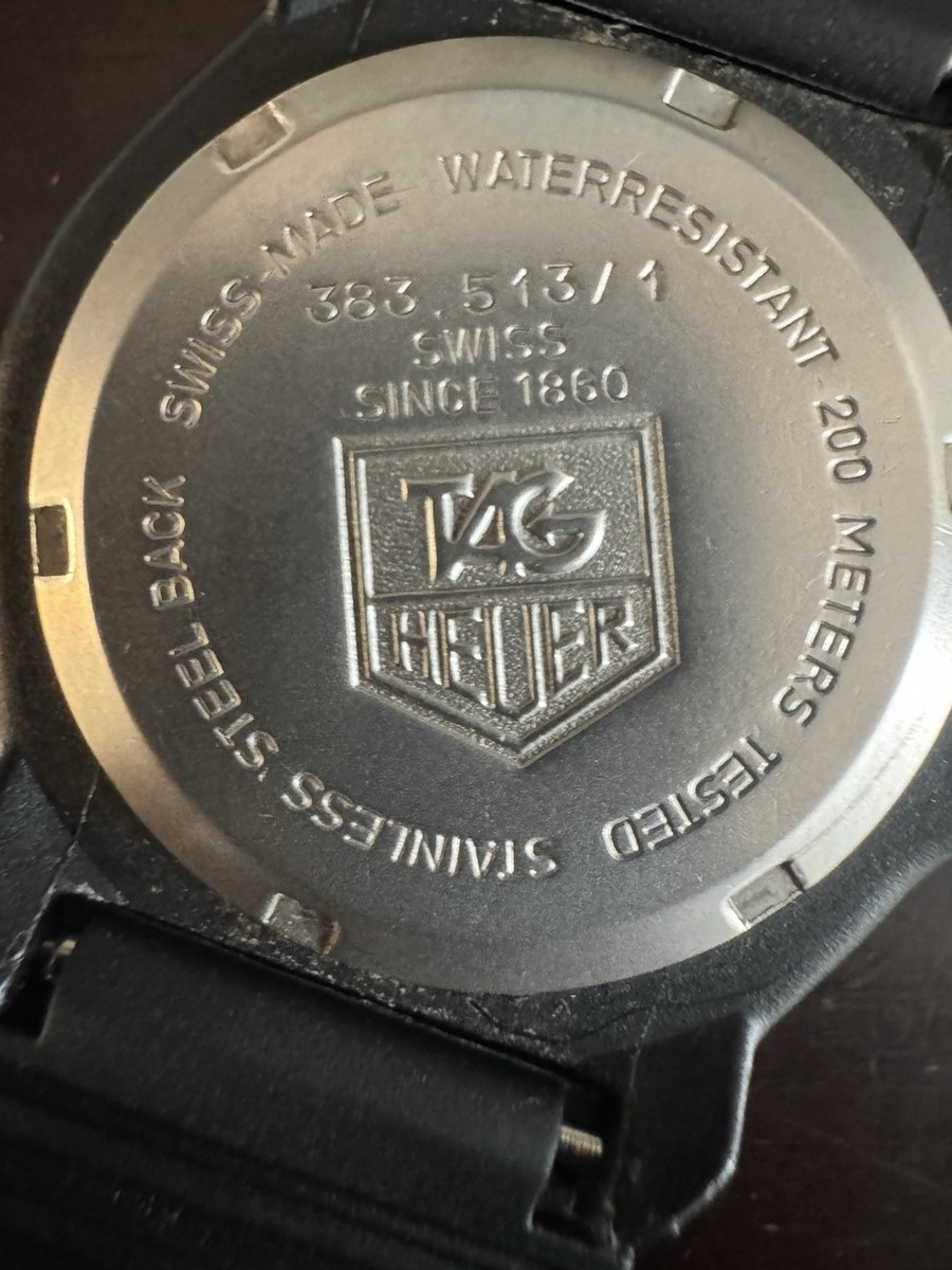 TAG Heuer Formula 1 383.513/1 Qz Black Red Dial Unisex Watch TAG Heuer Formula 1 383.513/1 Qz Black Red Dial Unisex Watch