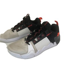 nike air jordan zoom zero gravity