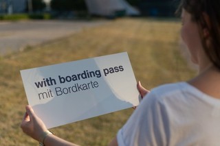 Airport sign "with boarding pass with boarding pass"