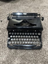 Vintage Royal 