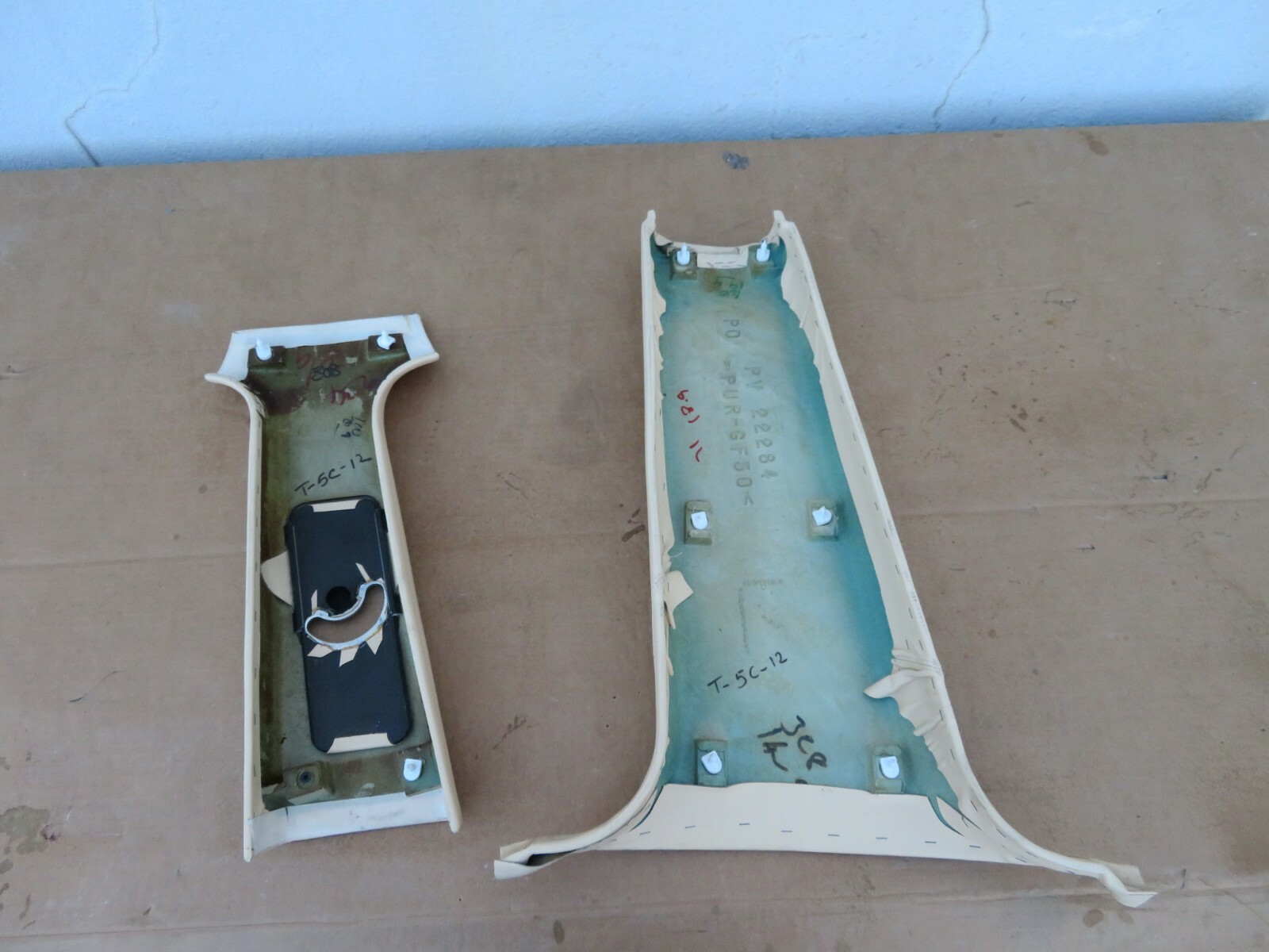 1999-2004 BENTLEY ARNAGE RIGHT PASSENGER SIDE B PILLAR COVER PANEL TRIM SET OEM