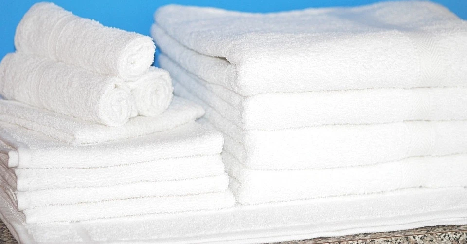  Bath Towel 12 Piece Set: White Blended Premium Quality! Great for Airbnbs B&Bs - Image 3 of 4