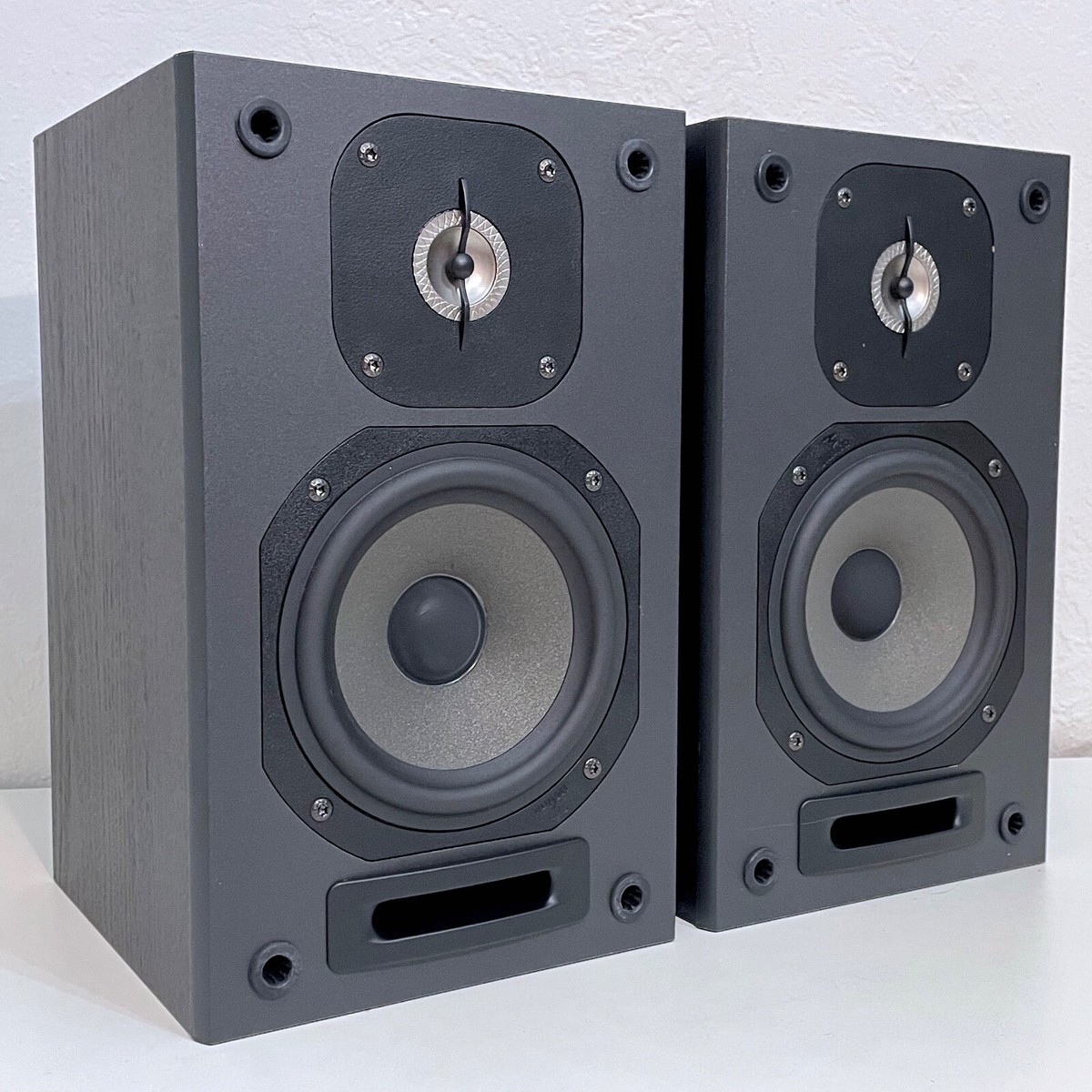 High End Focal Chorus 705 Bookshelf Stereo Speakers Audiophile