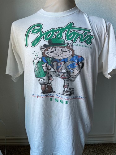 Vintage 2002 Boston's Del Ray Beach White T-Shirt Size L - Picture 2 of 6