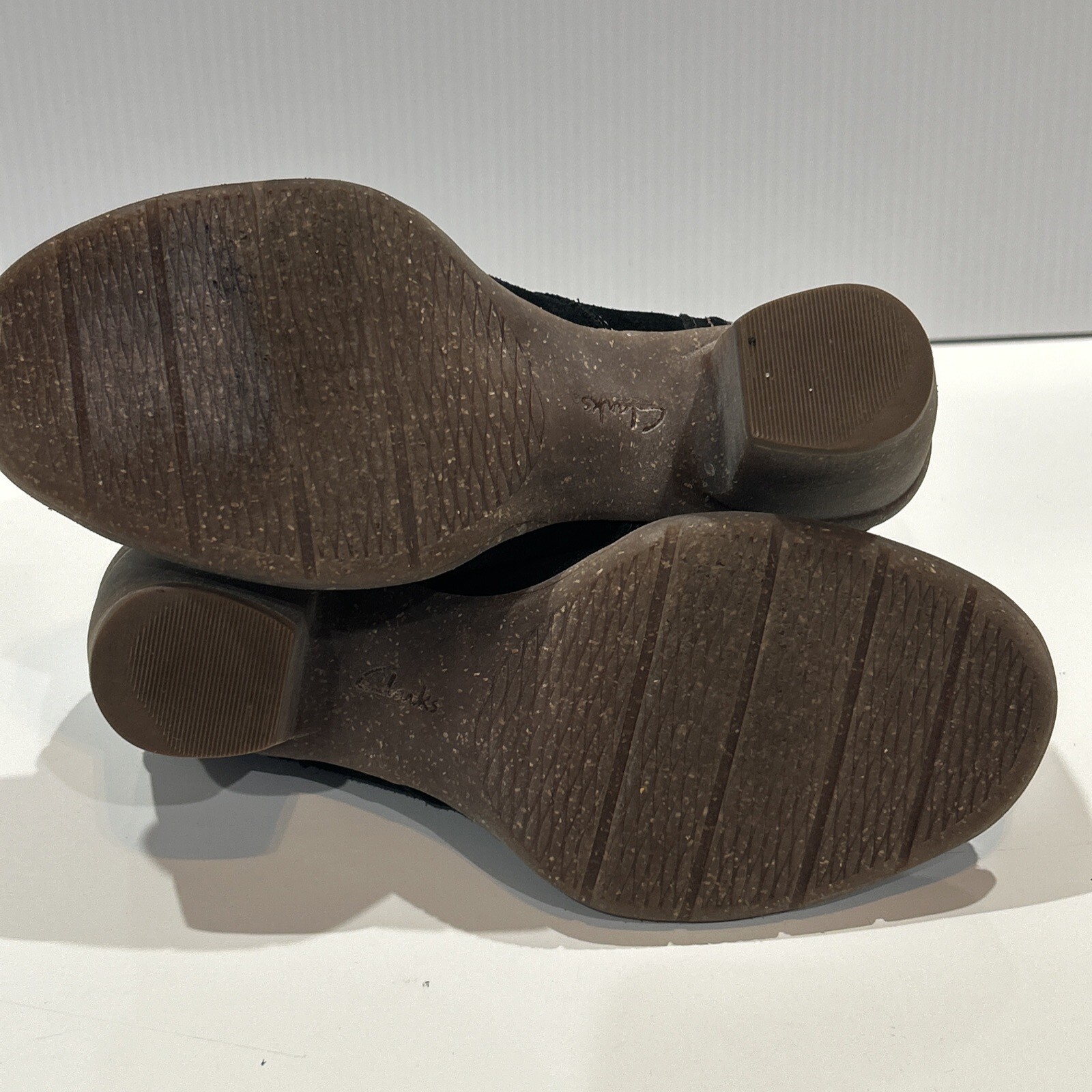 SAOLA Stivaletti Unstructured by Clarks suola comoda neri scamosciati stringati donna 7