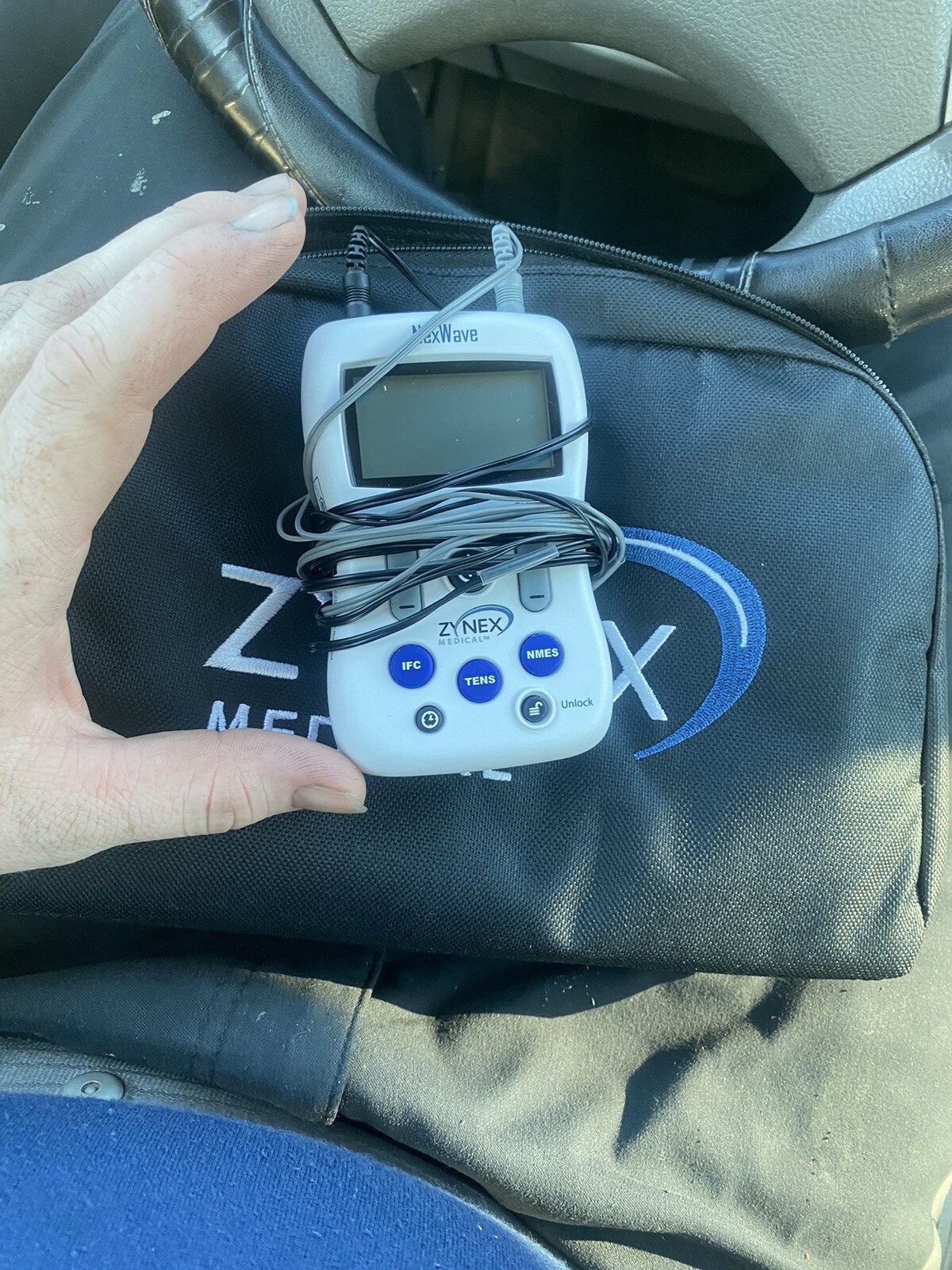 Zynex Medical Nexwave Tens Unit, Carry Case, Batteries, 60 Packs 240Electrodes eBay