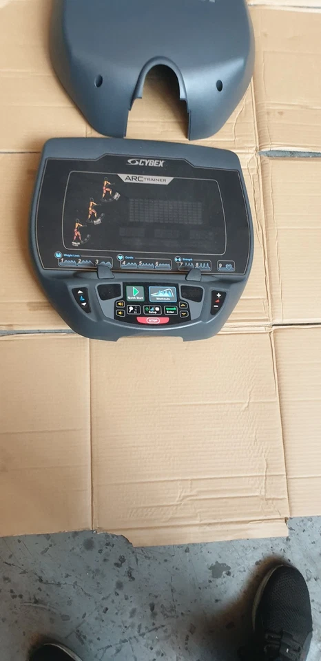 Cybex 626At Arc Trainer Console Commercial Gym Equipment - Image 2 of 4