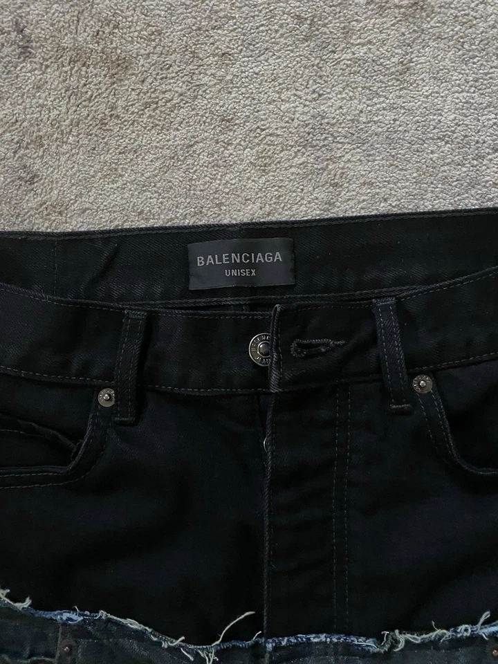 Pantalones de mezclilla Balenciaga doble cintura lavado oscuro Foto 4 de 4