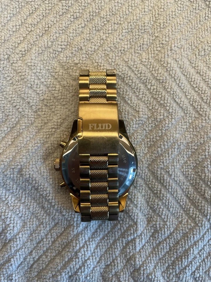Reloj Hombre Flud’s “The Order” Cronógrafo Analógico Cuarzo Dorado Foto 3 de 3