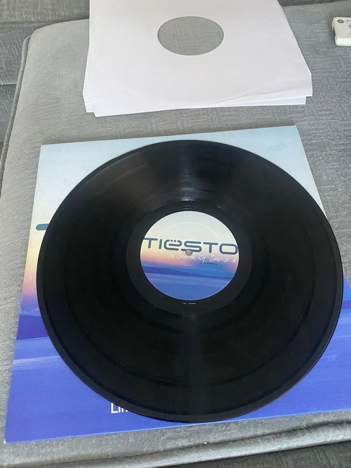 vinyl records - Image 3 of 4