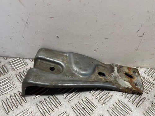 VW PASSAT B7 ALLTRACK 365 Kotflügelhalter vorne rechts 3C0821142 1.90 30950408