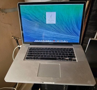 希少 Apple MacBook Pro A1297 Late 2011 A1297 MacBook Pro “Core i7″ 2.3GHz quad core 17” Early 2011 -Pre