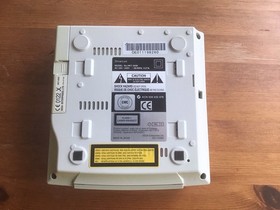 Sega Dreamcast Console 2 Controllers 2 Vibration Packs 2 Memory Units & 5 Games