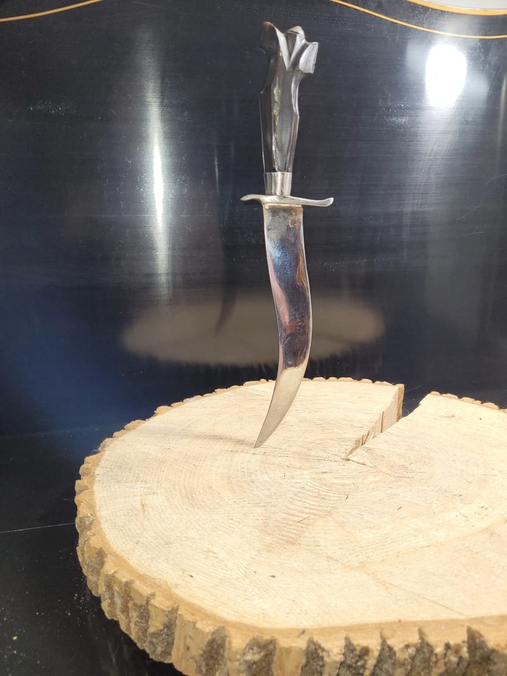 Vtg WW2  15" Long 9.5" Blade Philippines Bolo Carved Handle Fighting Knife.OBO - Image 2 of 4