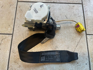 VW Eos 1F Bj.08 Gurt vorne links Sicherheitsgurt Schwarz vorne links 1Q1857705