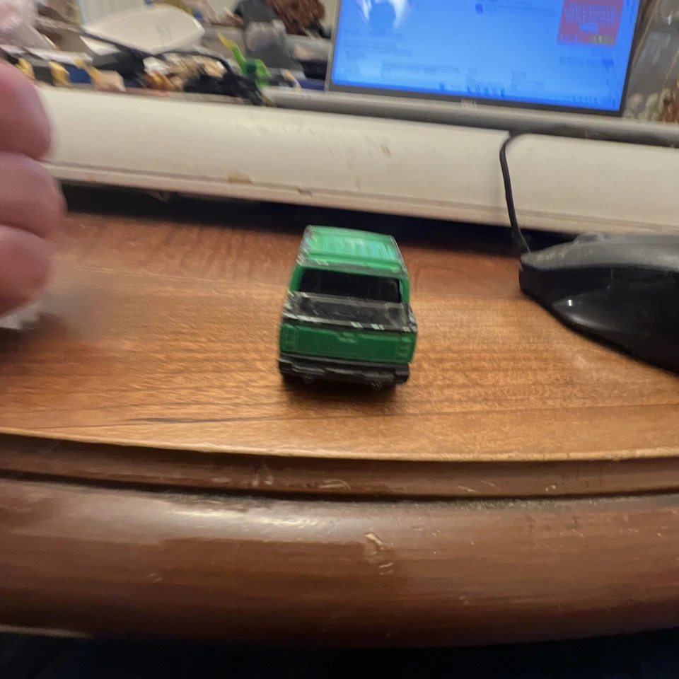 Maisto Ultimate Marvel Series 1 #12/25 2002 Hulk Hummer H2 Sut Concept verde Foto 4 de 4