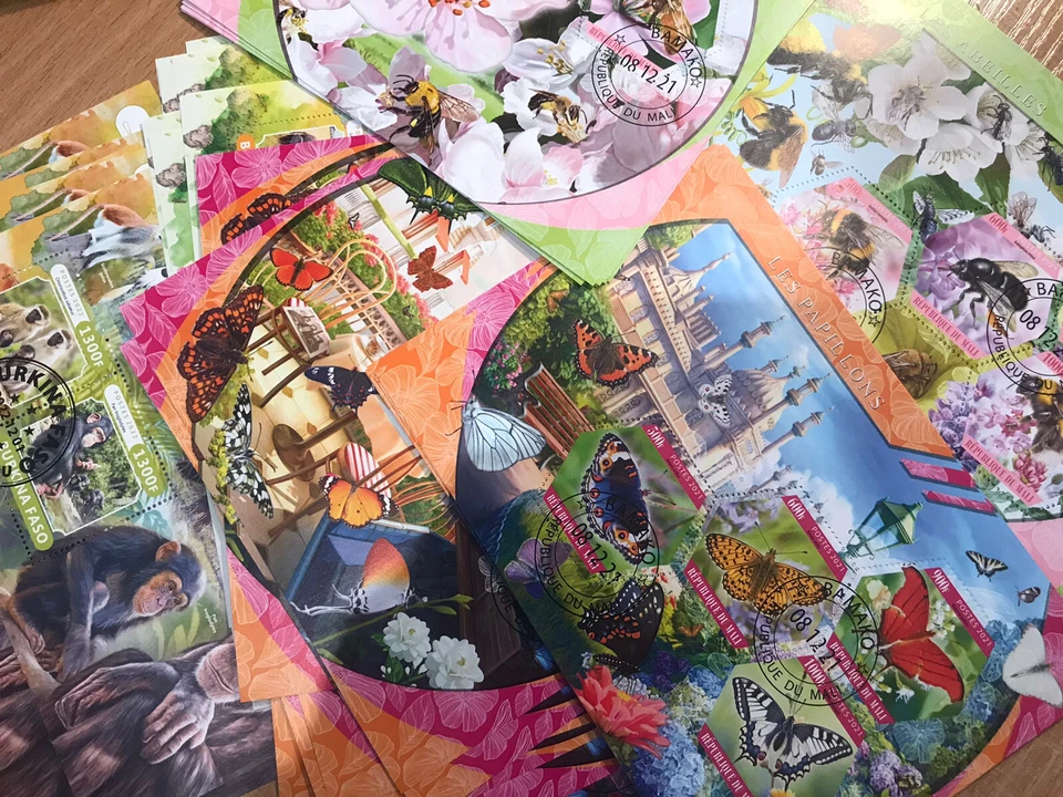 150 x  Fish / Butterflies / Birds / Animals / Lions / Cats / Dogs - S/S - CTO - Image 3 of 4