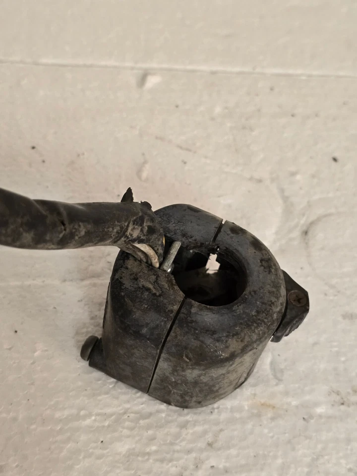 Yamaha DT400 1976 Enduro manillar izquierdo controles bocina señales de giro alto bajo YHA209 Foto 3 de 4