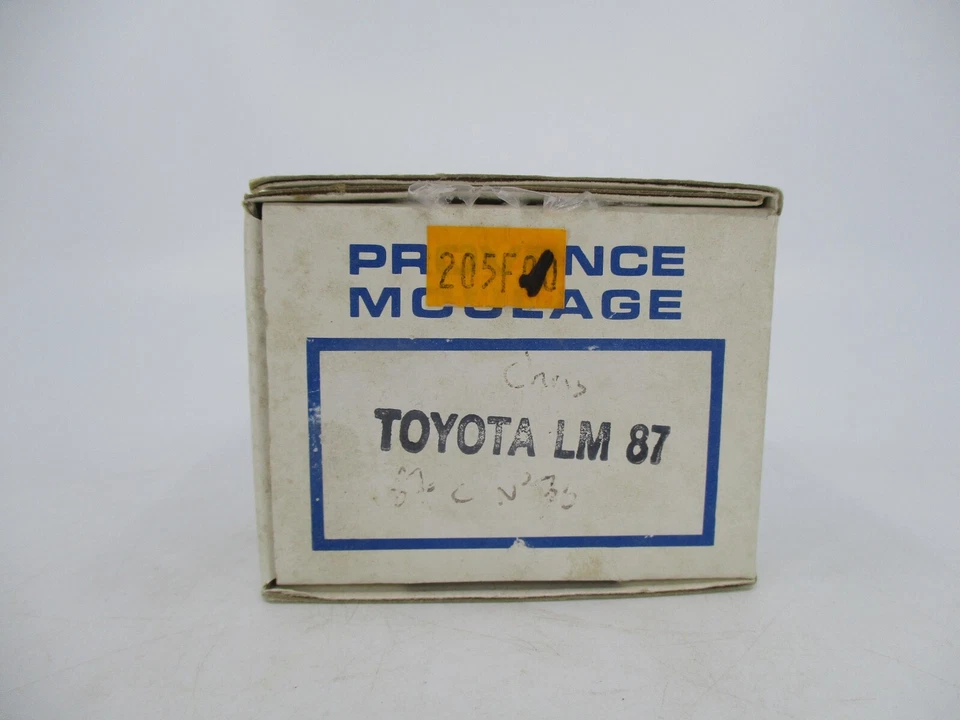 DV11705 PROVENCE MOULAGE 1/43 1:43 KIT RESINE A MONTER TOYOTA LE MANS 1987 #36 - Photo 4/4
